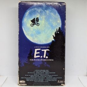 E.T. The Extra-Terrestrial (1982) VHS cassette movie